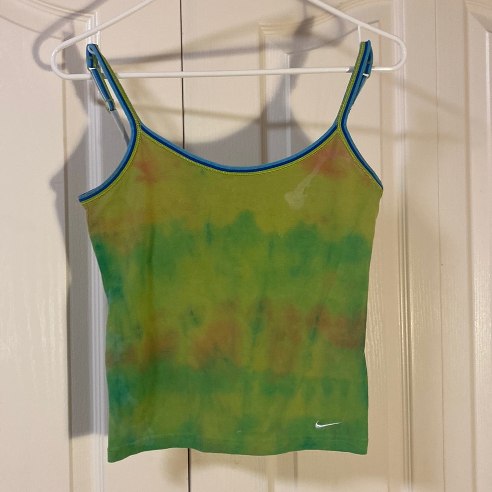 Green Nike tank!